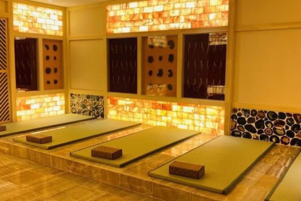 成都特色：喝茶做核酸，养生休闲两相宜(成都喝茶安排)